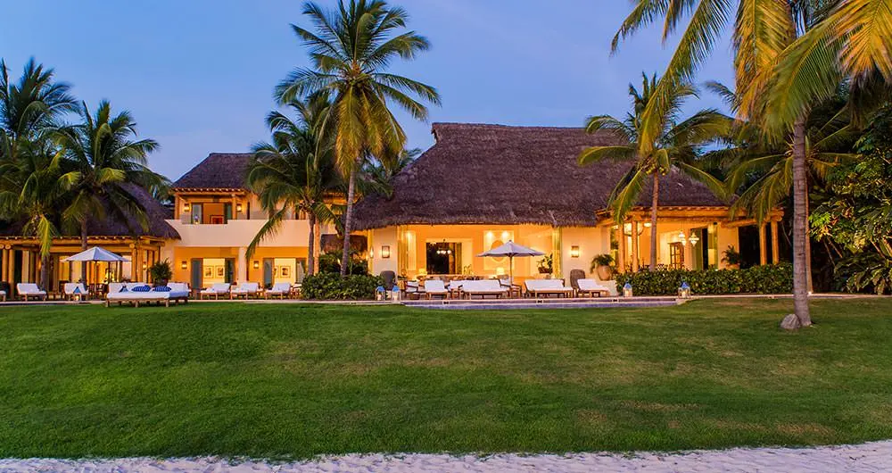 Casa-Aramara-Beach-11