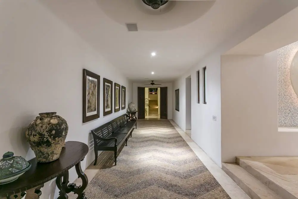 Casa-Aramara-Long-Hallway
