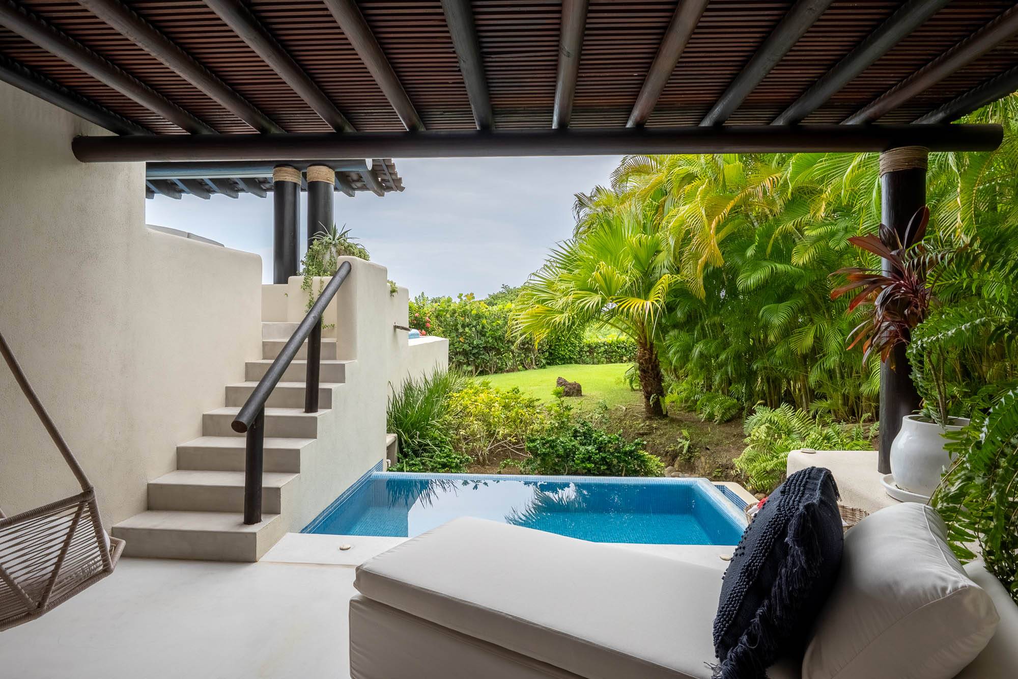 Four Seasons Villa 2037-10