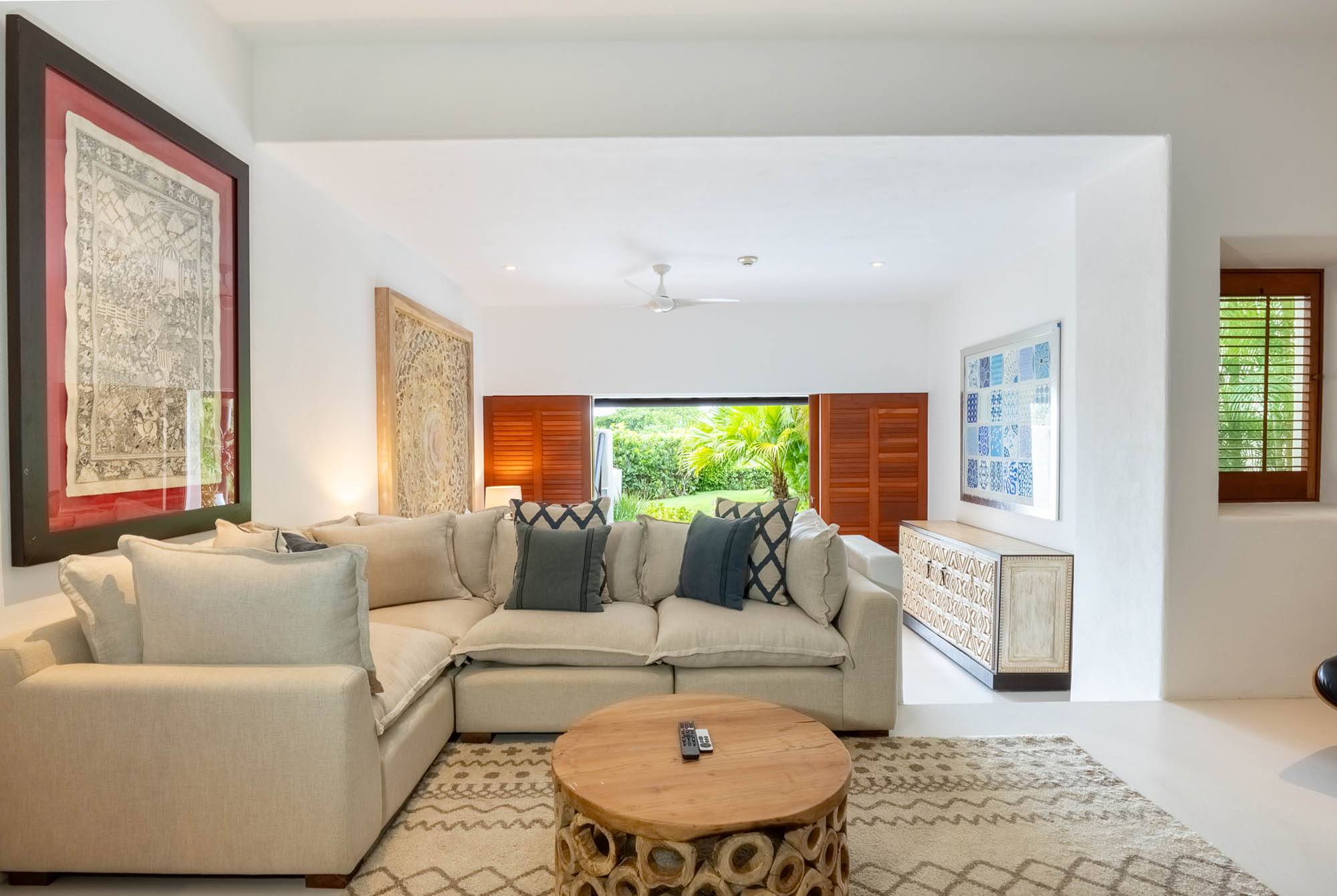 Four Seasons Villa 2037-15