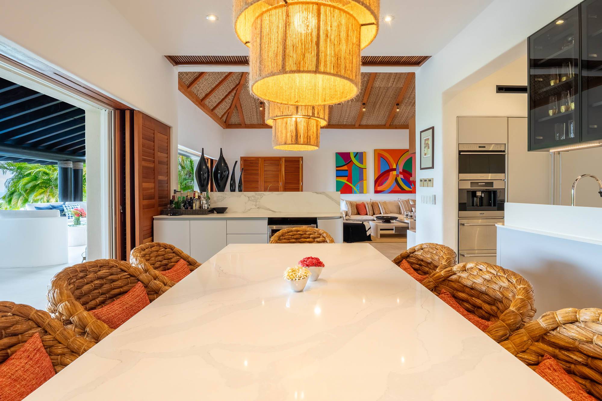 Four Seasons Villa 2037-51