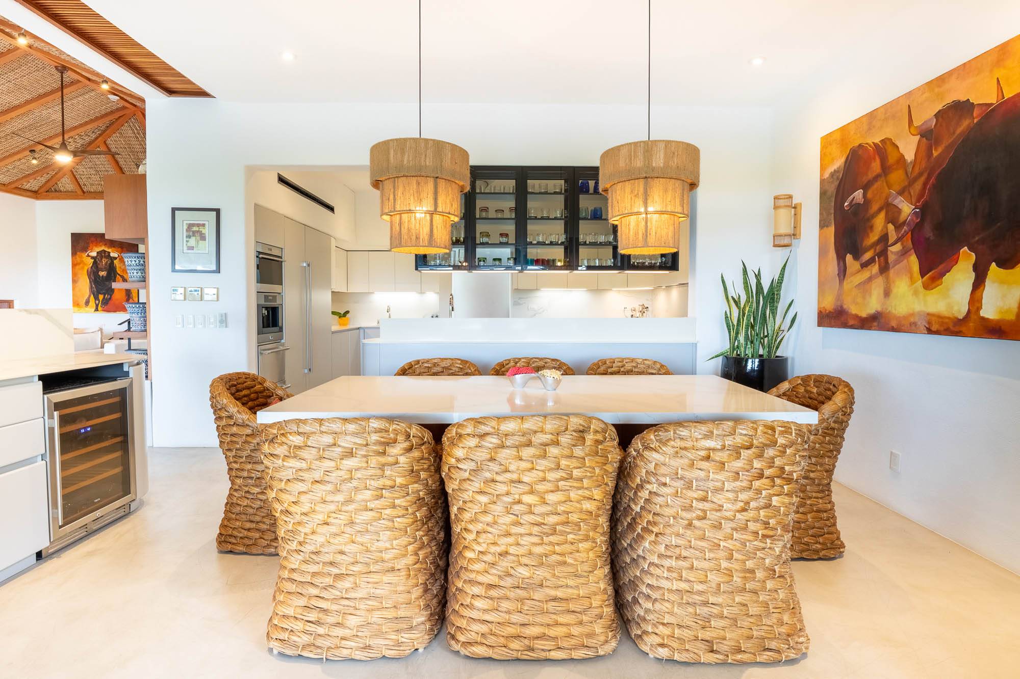 Four Seasons Villa 2037-56