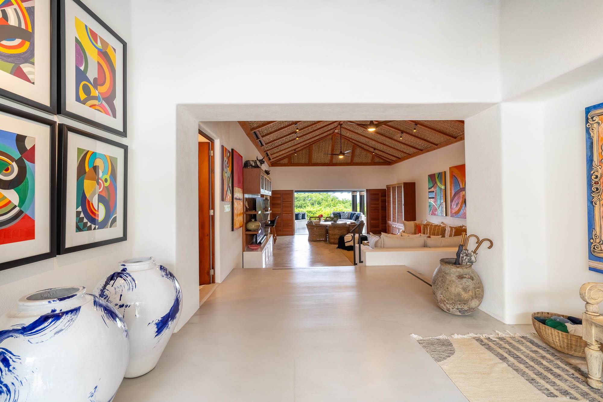 Four Seasons Villa 2037-64