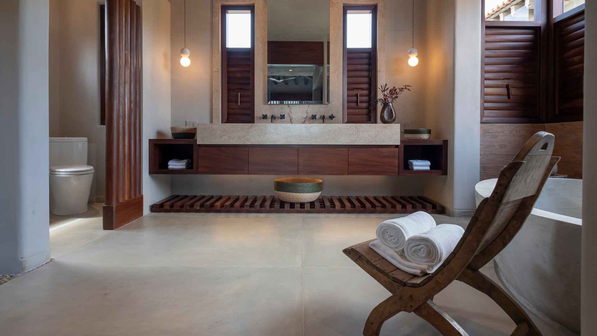 xr:d:DAEMrW4V-o4:17019,j:39701779579,t:22120519