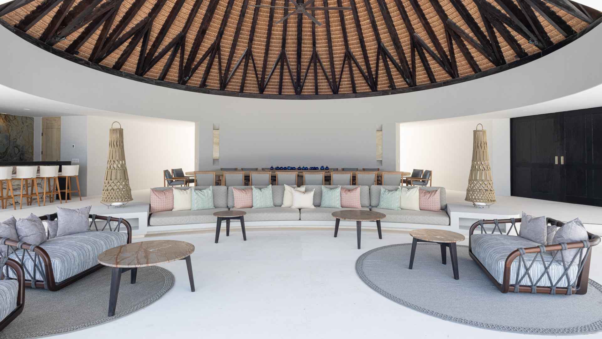 xr:d:DAEMrW4V-o4:19004,j:1247898275331527504,t:23082822