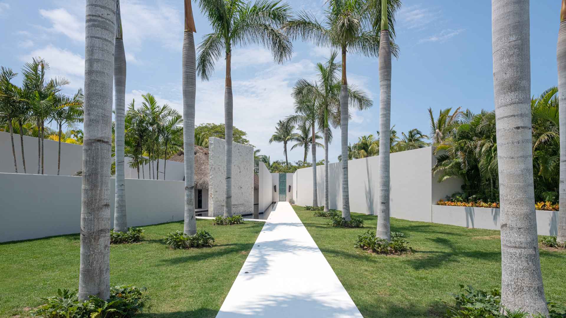 xr:d:DAEMrW4V-o4:18978,j:5017411162456176809,t:23082822