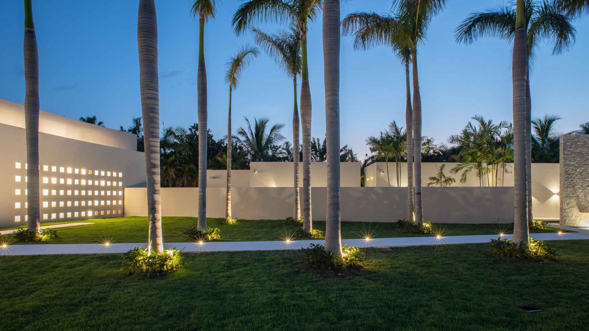 xr:d:DAEMrW4V-o4:18981,j:5396839430821334166,t:23082822