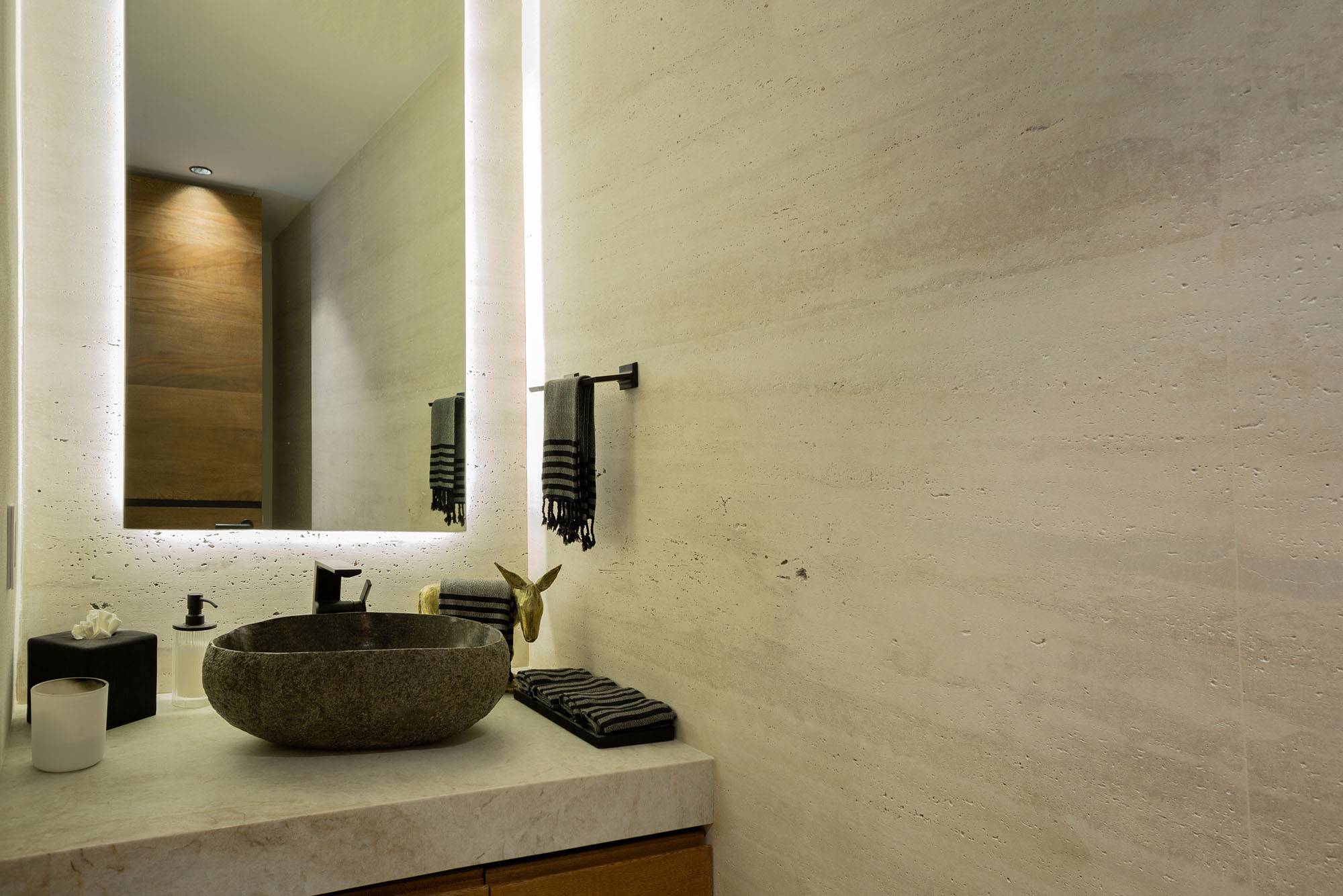 Marietas301E_026 copy